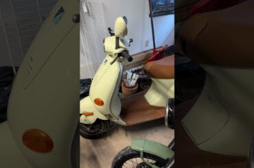 Winter Motorcycles and Scooters. You need to keep riding them! #motovlog #motorcycle #honda125