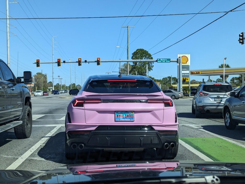 A pink Urus in all its glory