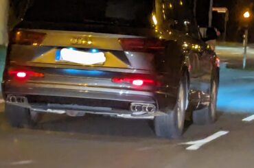 Eigenartige Beleuchtung Audi Q7