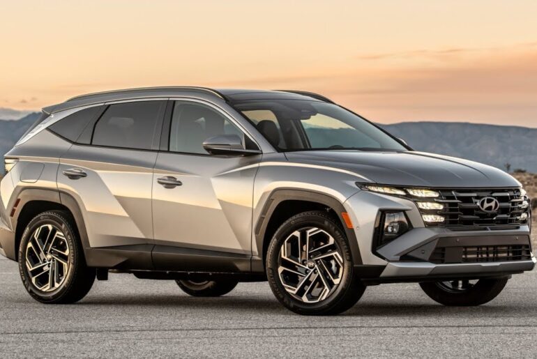Revolutionizing SUVs: Hyundai Unveils 2025 Tucson Plug-in Hybrid at New 