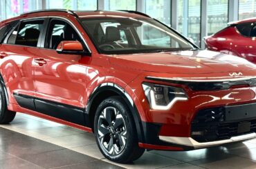 2024 Kia Niro Plug-in Hybrid  | Interior and Exterior Review [4K]