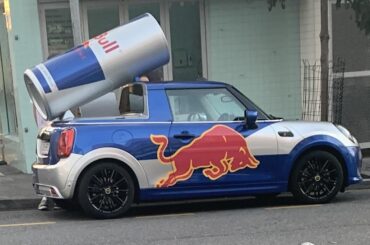Mini Cooper Red Bull