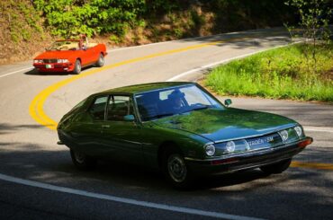 My friend brought his Biturbo to the TOTD and made friends with a Citroën SM.....this is motoring with taste