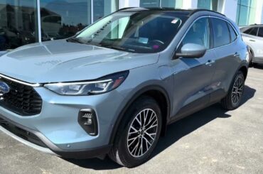 2023 Ford Escape PHEV Plug-In Hybrid @Frederictonvw