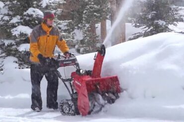 Honda HSS724AT Snow Blower