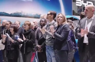 China BYD sales PLUMMET! China HATES EVs