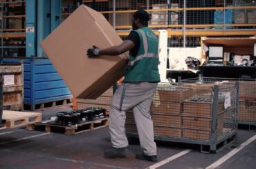 The Flins Refactory, the first European factory dedicated to the circular economy | Renault Group