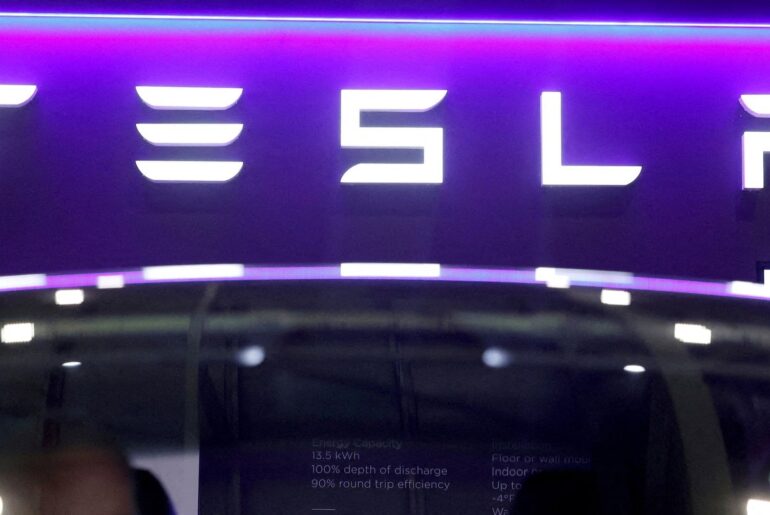 In Tesla autopilot probe US procecutors probing for security and wire fraud
