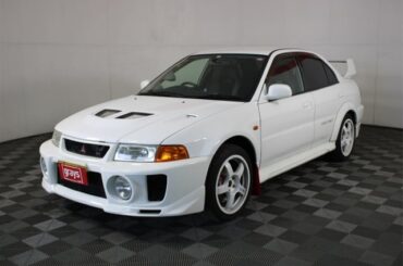 Besides the Evo and Impreza, are There Any Underrated 4WD JDM Sedans or other makes You Would Recommend Getting in this economy?