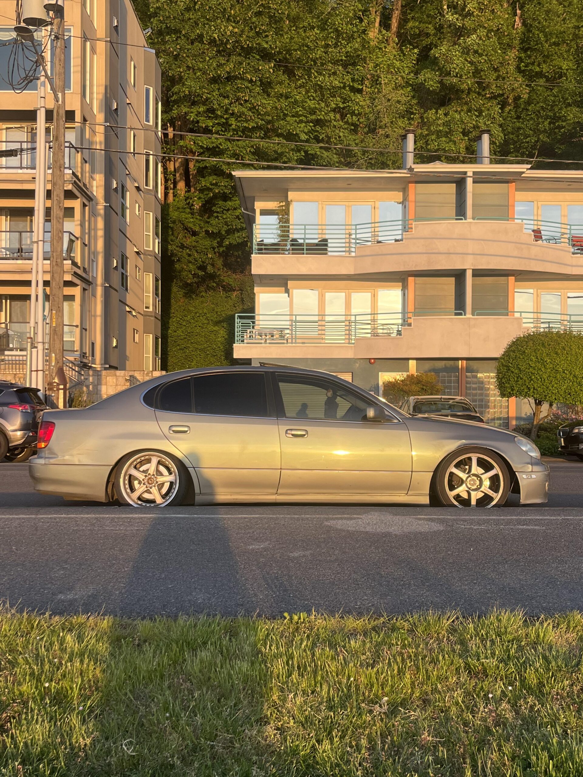 Stretched tires - EVSHIFT