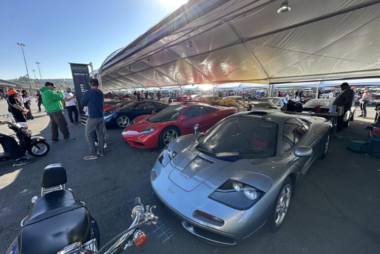 Most [McLaren F1]s I've seen in one place (3)