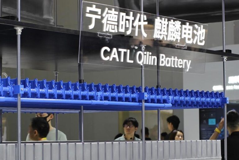 CATL has talked with dozen automakers for tech licensing; working on 2nd-gen sodium batteries