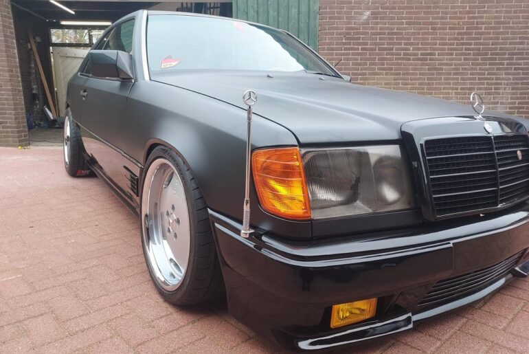 Hey guys this is my 87' 300ce Mercedes w124 coupe.