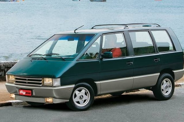 No this isn't a Renault Espace this is the Brazilian Grancar Futura