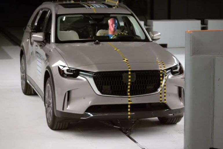 The 2025 Mazda CX-70 and CX-70 PHEV each qualify for TOP SAFETY PICKs