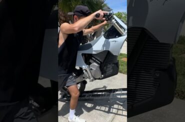 Worlds Fastest E-Bike with Paddle Tire!!