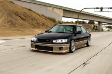 Finally got some rollers with the TRD Camry Gracia bumper on 🤩