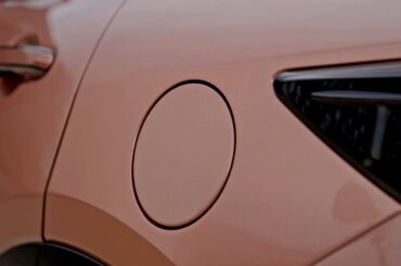 How to open the petrol cap | LEXUS EUROPE