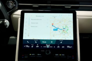 How to choose and change your routes | LEXUS EUROPE