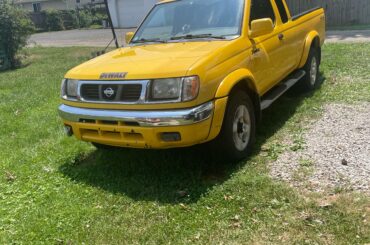 Here’s my 2000 4x4 Nissan frontier that I want to make into a mini truck. Any thoughts ?