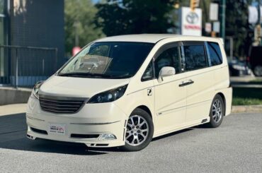 Alphard/Vellfire or Stepwagon