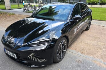 BYD Seal City Test - Trying a chinese electric car for the first time and it is amazing