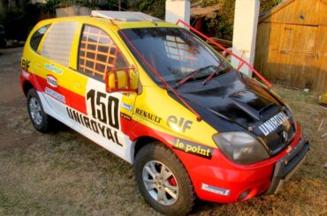 Renault Scenic RX4 Rally Car