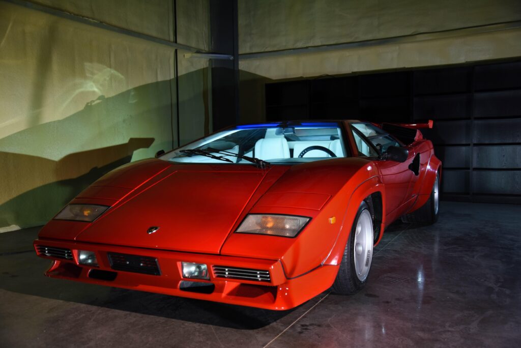 A Lamborghini should either be outrageous or elegant, and should definitely not look like any other car.