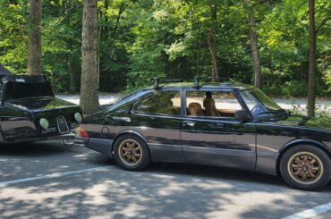 An incredible 900 with an incredible trailer