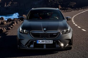 New M5 Touring. Ugly asf.