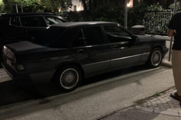 can someone tell me the name of these rims?