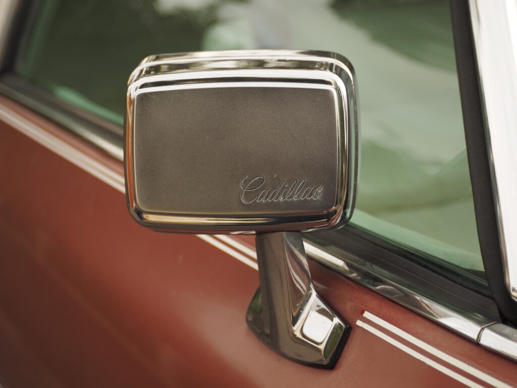 1975 Cadillac Coupe DeVille side mirror [4608x3456]