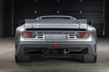 Mildly Interesting: There's some iterations of the Bugatti EB110 that have absolutely no badging on the rear (1993 SuperSport shown)