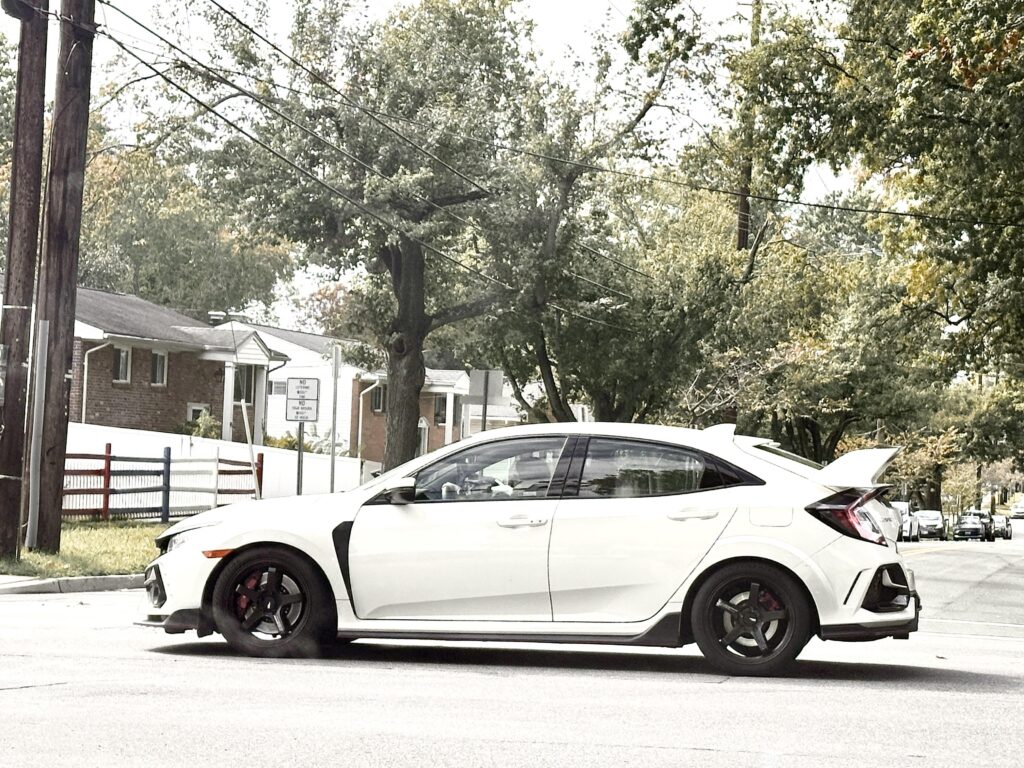 Can someone help identify these wheels? I think they go perfect with the aggressive and sporty gundam-like design language of the FK8
