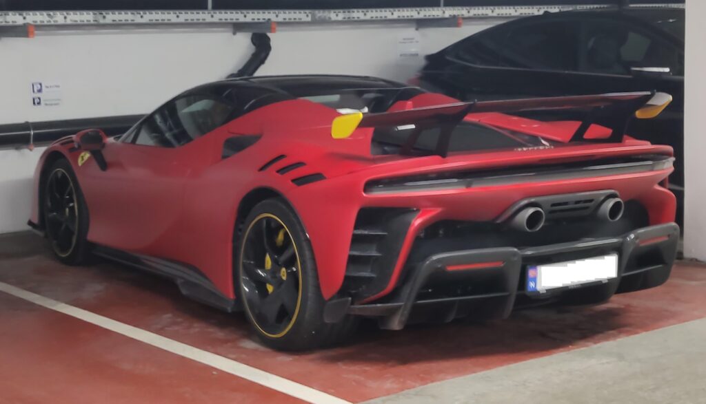[Ferrari SF90XX Spider]