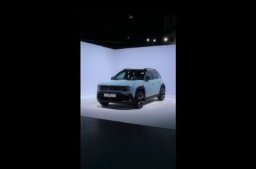 a legend infused with new energy | Renault 4 E-Tech 100% electric.