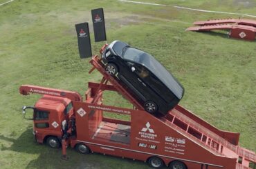 デリカD:5 45度登坂4WD体感・試乗