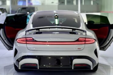 New Xiaomi SU7 Max (2024) - Luxury EV Sedan | Interior and Exterior