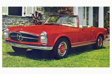 The LHM Phoenix a Brazilian replica of the Mercedes-Benz 280 SL.