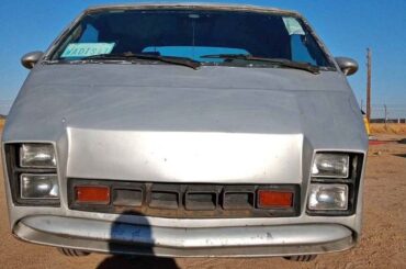 Custom 1986 Toyota Van/Truck