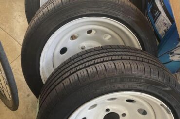 Anybody know what style of wheels these would be?