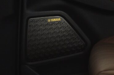 新型アウトランダーPHEV「プレミアムオーディオ」篇