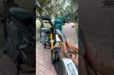 Let’s meet the unique BMW CE02 Electric MotoScooter #bmw #bmwmotorrad #bmwindia #bmwce02 #electric