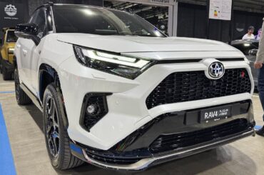 2025 Toyota RAV4 PHEV 302HP FIRST LOOK - Faster Than A Hot Hatch?