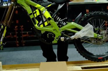 2025 Newest Surron Light Bee X - Unboxing & Assembly  e-dirt bike 60V 8000W 40AH  #surron #lbx