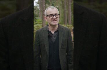 Why the all-electric MINI Cooper is our best Small Electric Car | What Car? | Promoted #shorts