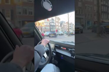 Microlino electric car with 2 seats, range of up to 230 km, 12.5 kW power and top speed of 90km/h.