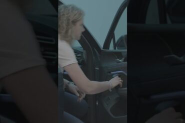 🔐 How to use Keyless Access on the 2025 Volkswagen Tiguan