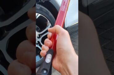 Why not to trust your car mechanic & re-torque electric car tires #rotatingtire #ev #diy #boltev