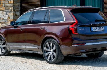 2025 Volvo XC90 Plug-in Hybrid - MOST Secure Luxury SUV!